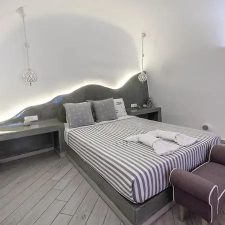 Cally Cave House * Fira (Santorini)