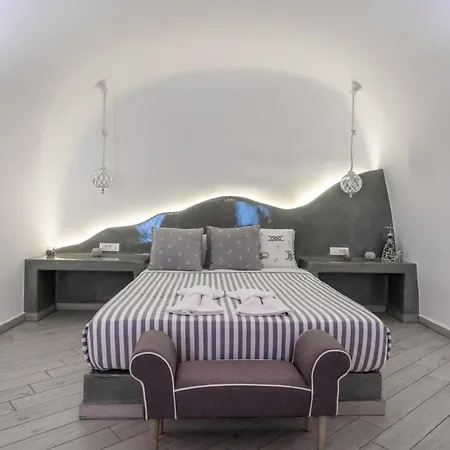 Cally Cave House * Fira (Santorini)