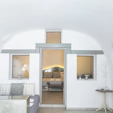 Holiday home Cally Cave House Fira (Santorini)